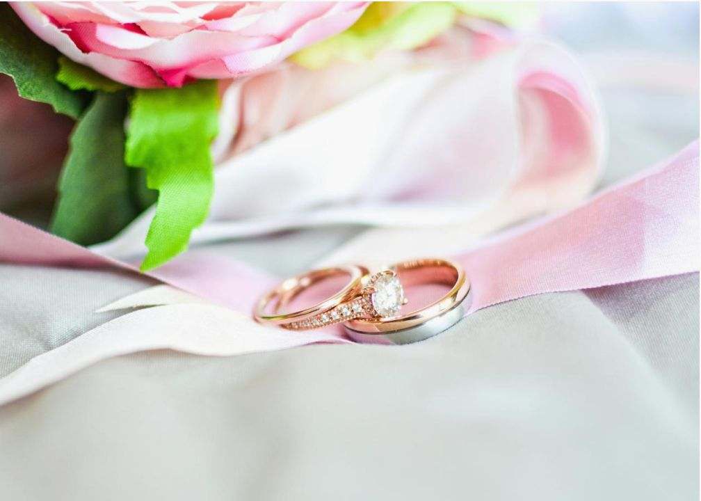 Rose gold engagement ring